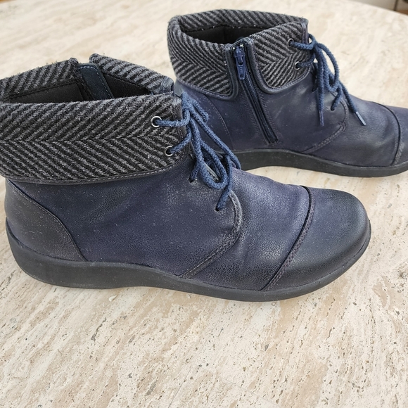 Clarks Cloudsteppers Lace-up Blue Sillian Frey Ankle Boot Size 8.5 - Picture 6 of 9